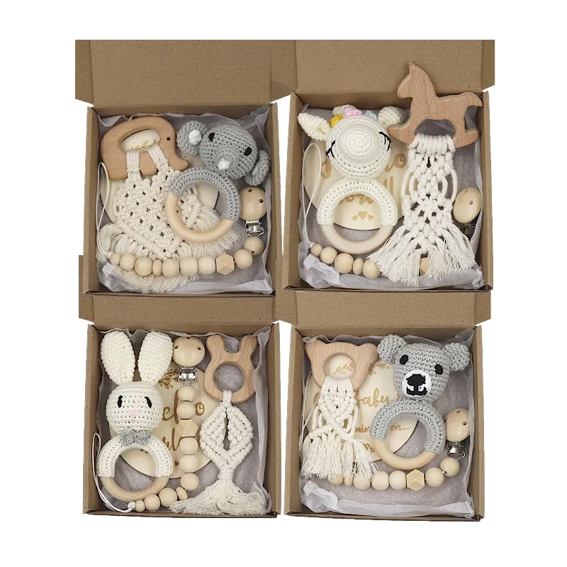 New Beech Wood Handmade Rattle Teether Bab Customized sensory organic baby crochet toy pacifier clip with wooden rattle gift set