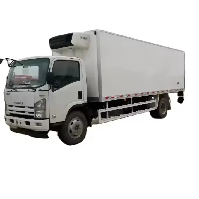 Японский грузовик рефрижератор ISUZU 700P 40 куб.