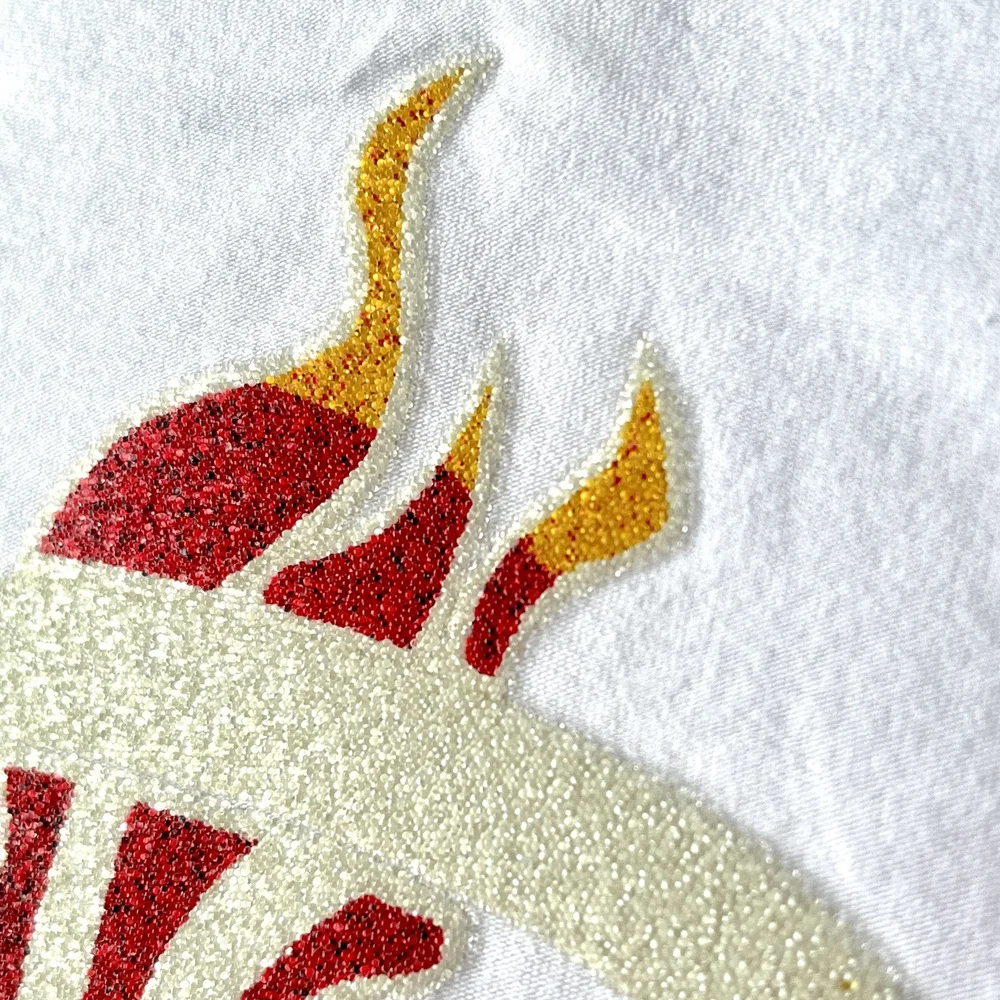 Factory-Direct Customized Caviar Beads Heat Transfer Glitter Patch for T-Shirts Loop Fold Clothing Label