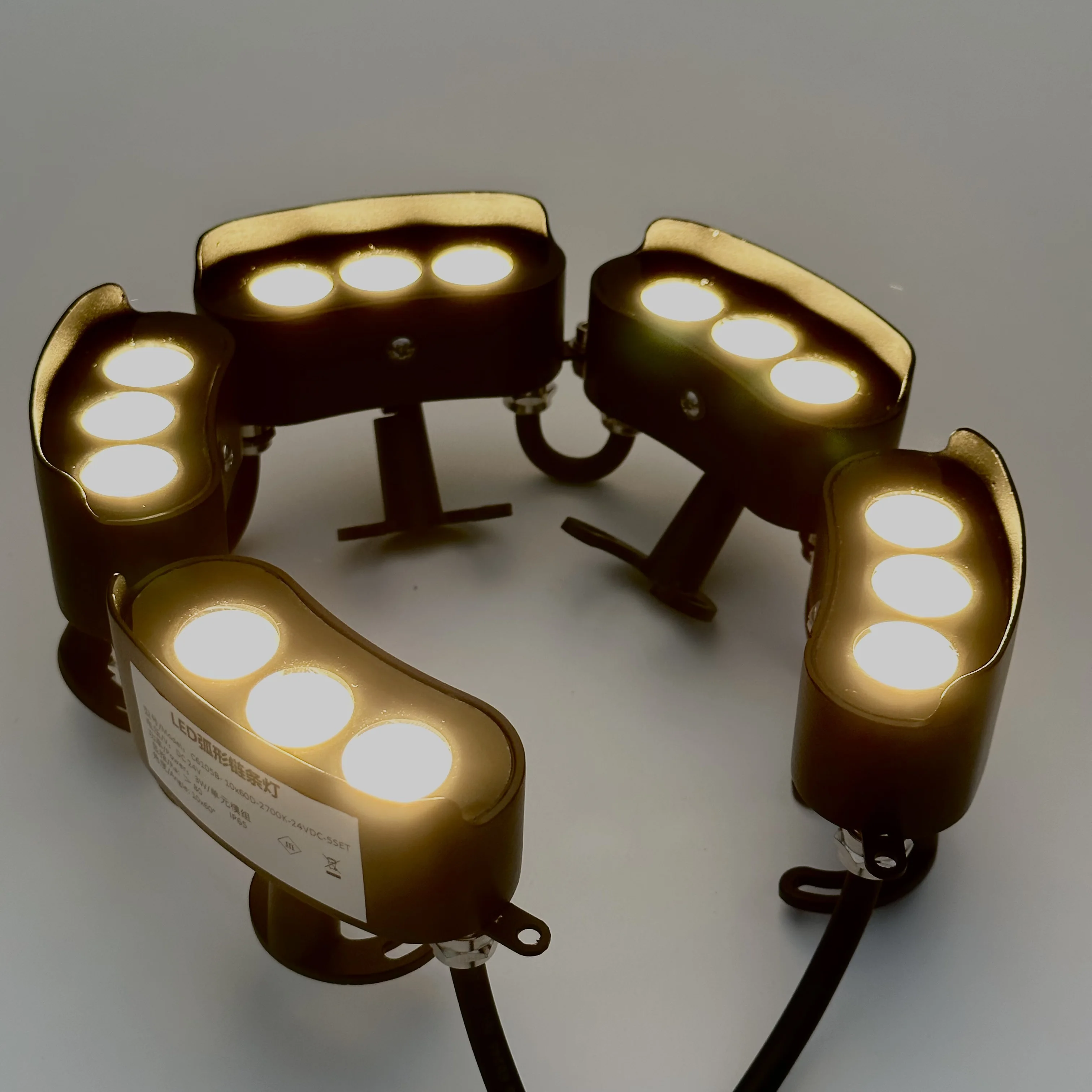 Custom Sized Led Tree Lighting Outdoor Landscape Garden Led Ring Hug Palm Tree Spot Light Diy Linked Bridge Lights