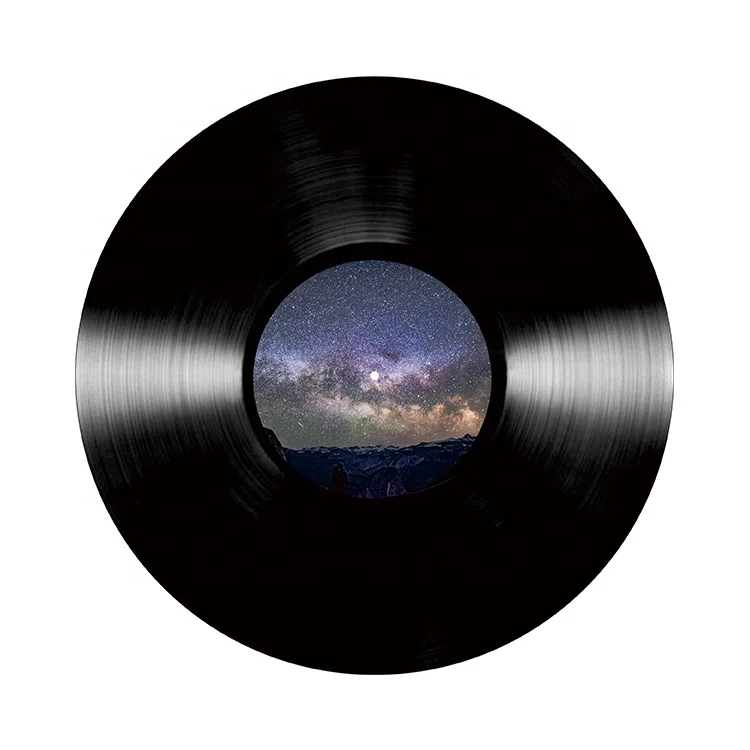 
Черные виниловые пластины с отжимом в Белых Бумажных рукавах 