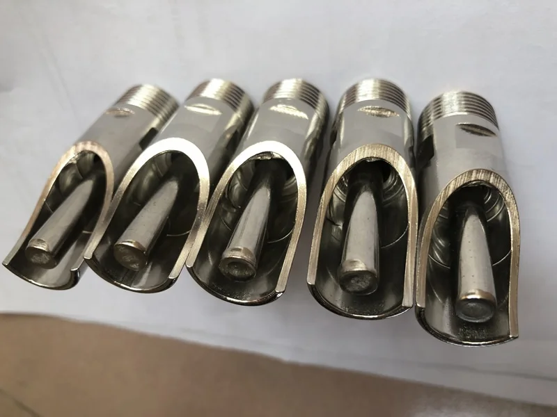 Автоматическая капельная поилка из нержавеющей стали 304 для домашней птицы