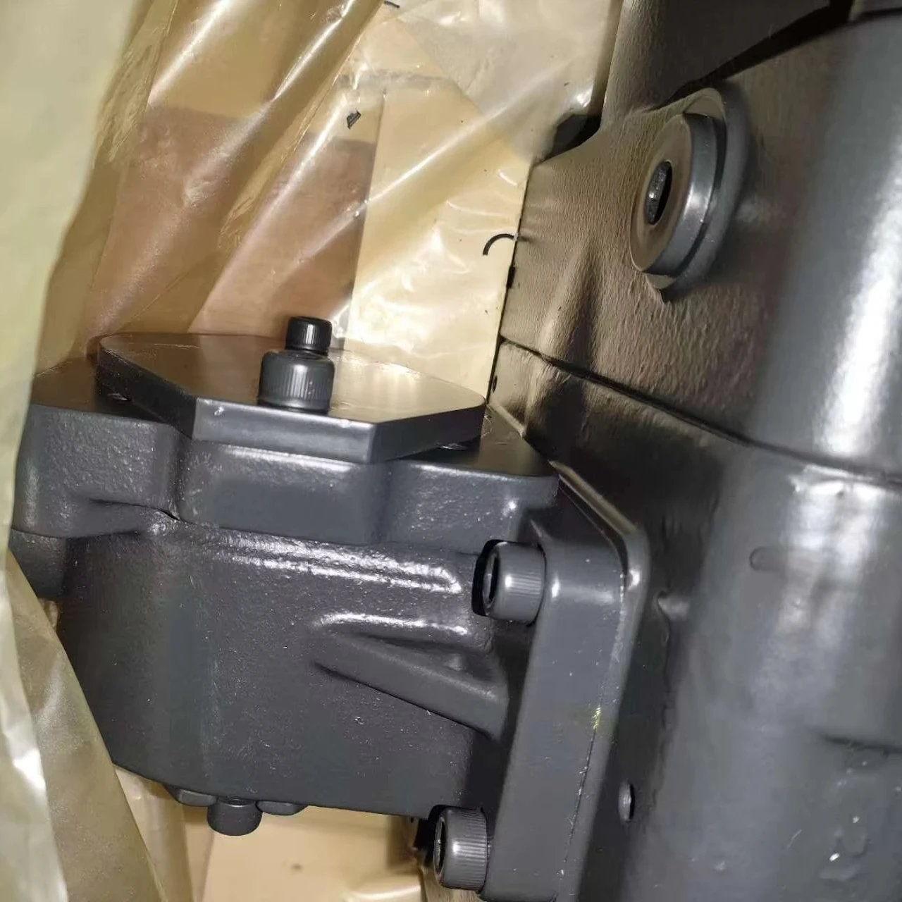Части экскаватора K7V280DTP1Y6R-9N04-AVS ZE730EK-10 гидравлического насоса оригинальный и совершенно новый