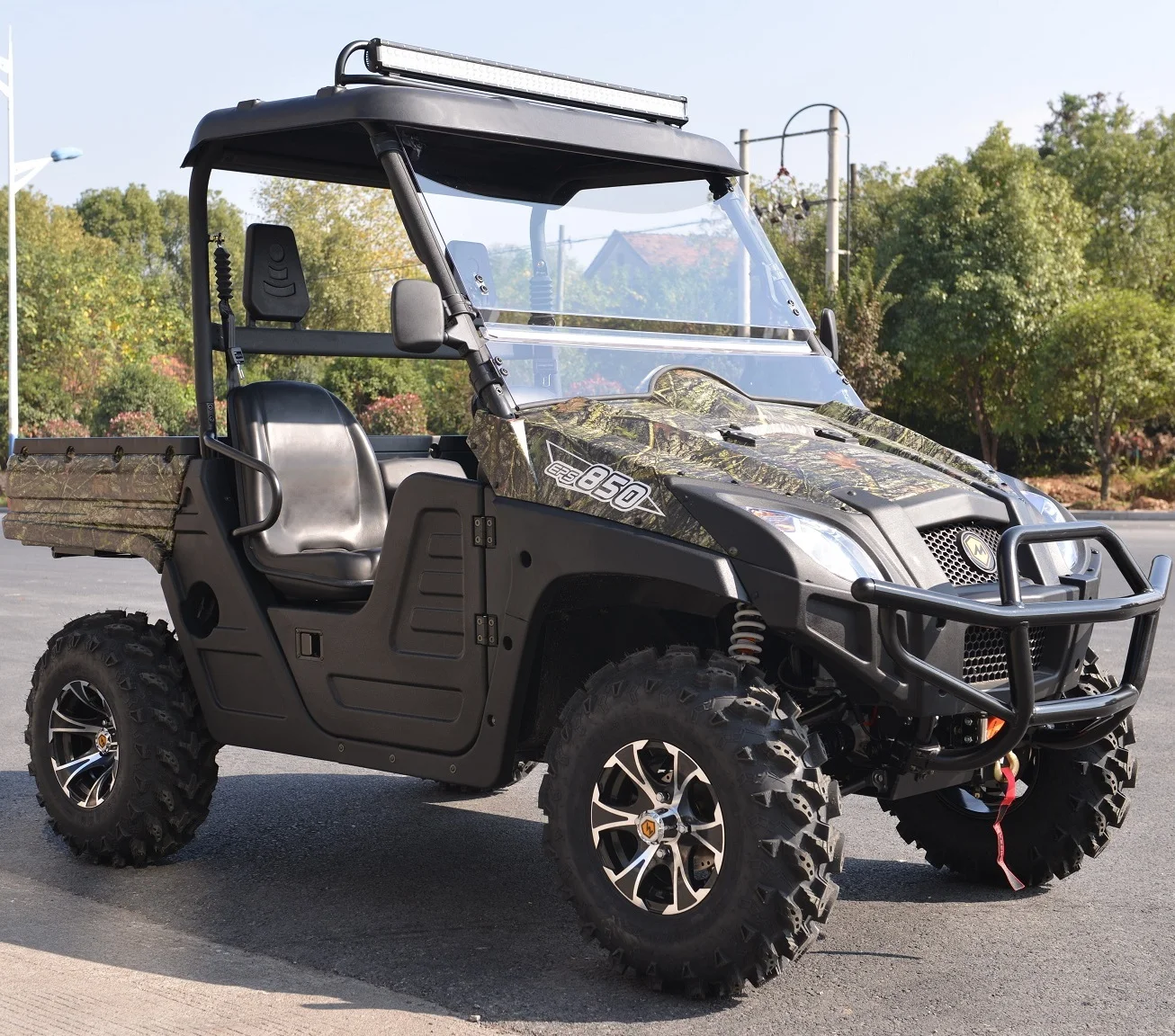 
yellow large displacement Gas UTV for farmers 800cc with snow shovel 4x4 side by side all terrain vehicle farm 