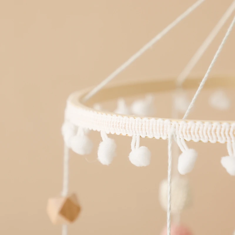 Crochet Rabbit Design Handmade Nursery Bed Bell Baby Crib Mobile Holz for 0- 2 Years