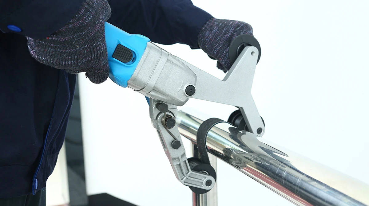 Rated Voltage 800W/7A 230-240v/120v  50Hz/60Hz 2.4-9.1m/s Tube Pipe Belt Sander Polisher