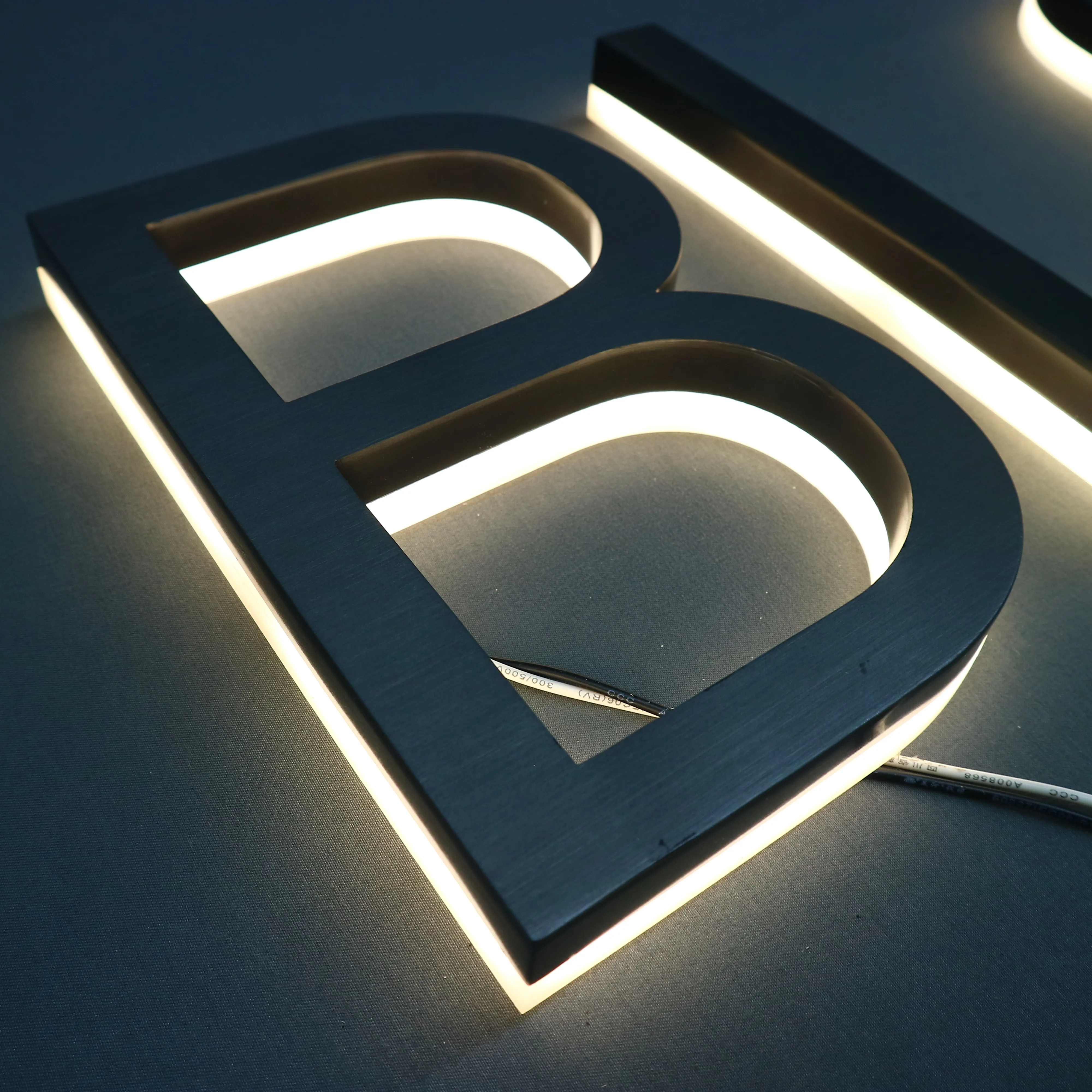 Пользовательский 3d светодиодный канал подсветка светящийся знак буквы 3d Светодиодная буква