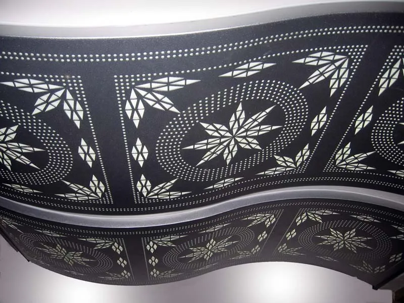 Modern Aluminum M1 Smooth Metal Ceilings Factory Price Decorative Aluminum Suspended Ceiling Tiles More Than 5 Years