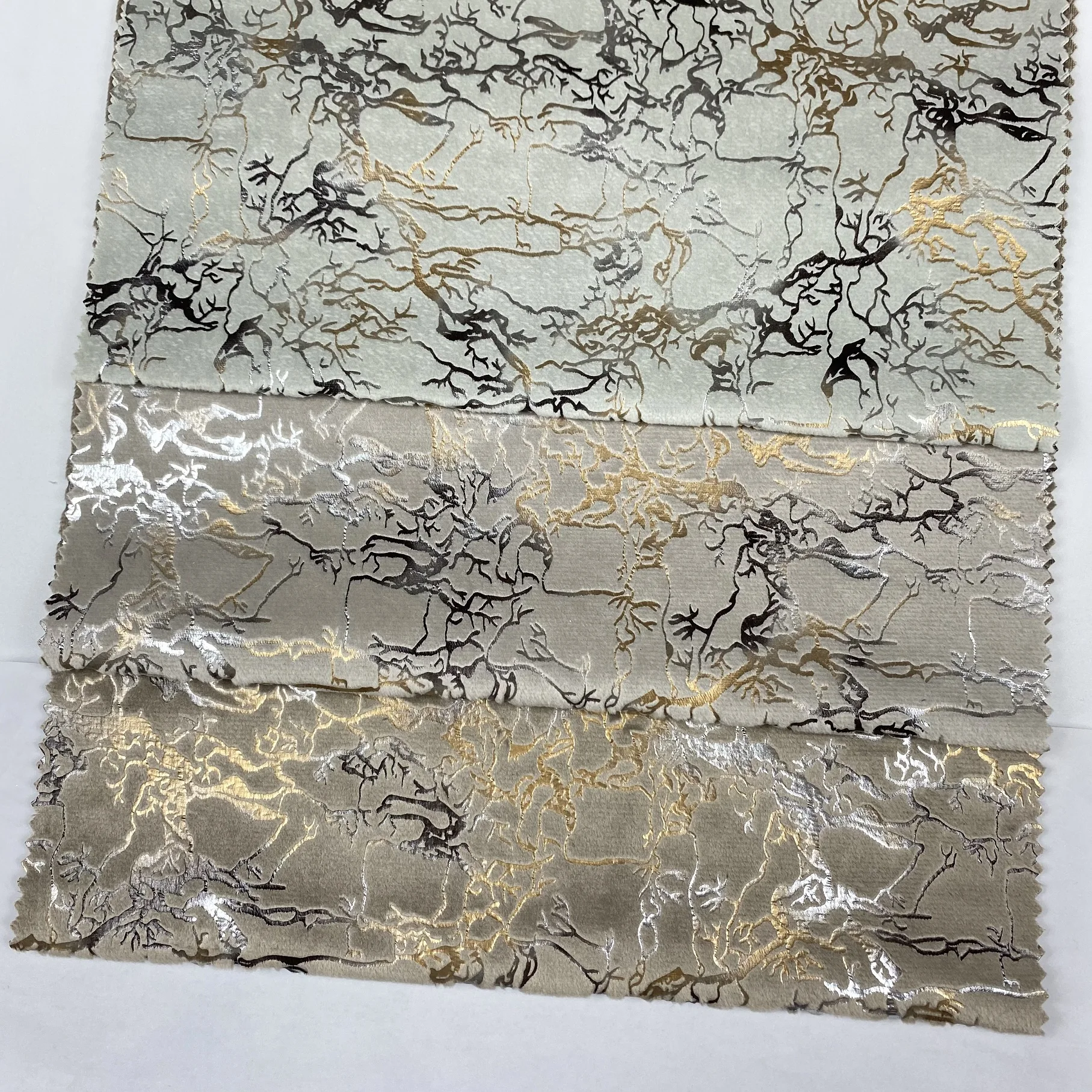 Sofa Fabric Bronze 2022 New Luxury Customized for Home Textile Design 100% Polyester Velvet Sofa Woven Ningbo Plain Multi Color