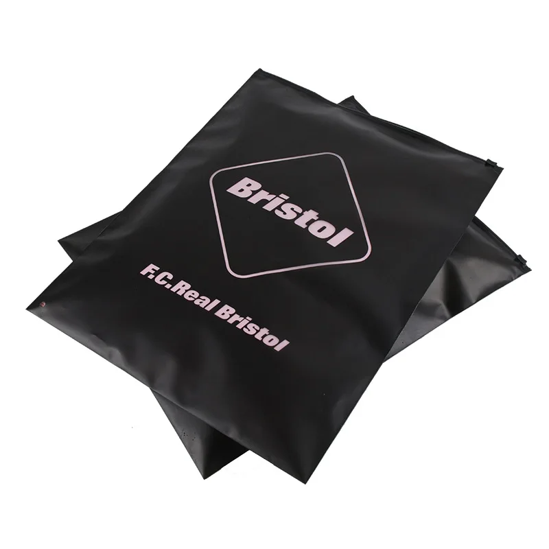 Black Ziplock Packaging Bag, Customized Logo Printing, Eco-Friendly Garment PE Plastic Zipper Bags