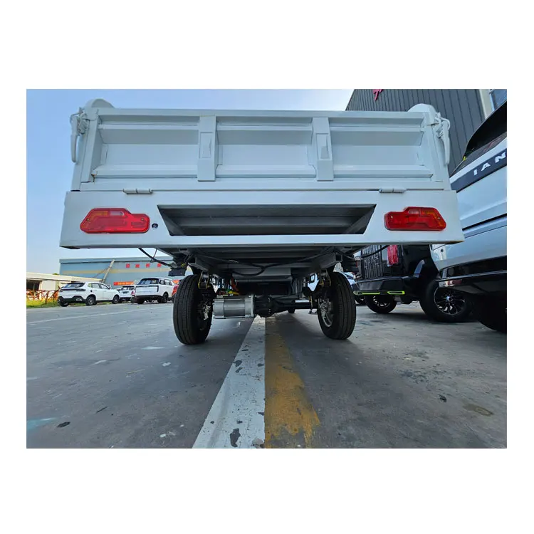Big Size Explorer Electric Pickup Trucks Cars Made In China / Jeep Style 4 Wheel Pick Up Electric 2 Doors Mini Ev