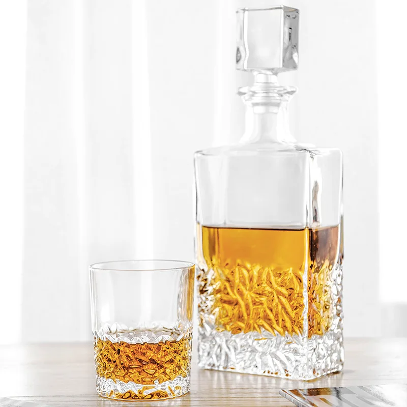 Clear Luxury Modern Crystal Whiskey Cups Glass Drinking Tumbler 10oz Vodka Whiskey Glasses Hot Sale in Bars