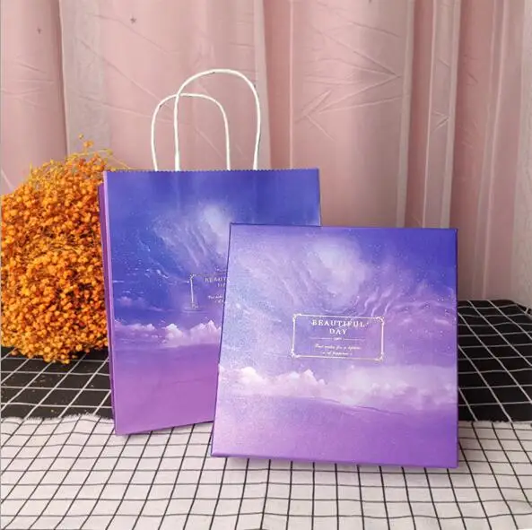 Custom Logo Luxury Cardboard  Gift Box With Bags for Christmas gift pacakge