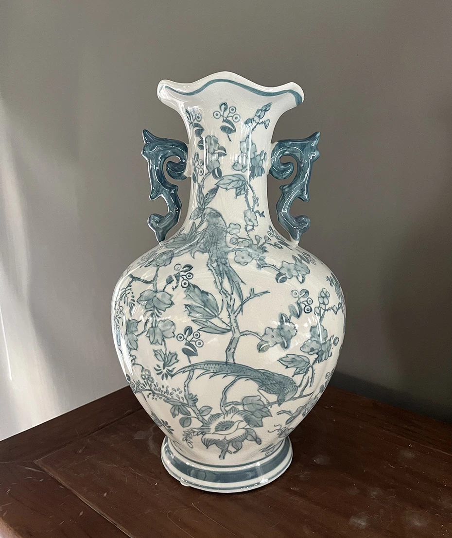 Very Fine Antique Chinese Cloisonne Vase An extremely rare and important blue and white porcelain vase