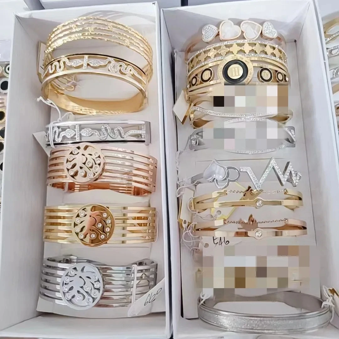 Hot Selling Fashion Wholesale Stainless Steel Waterproof Waterproof Life Tree Charm Bangle Crystal Wrist Lady Bracelets Bangles