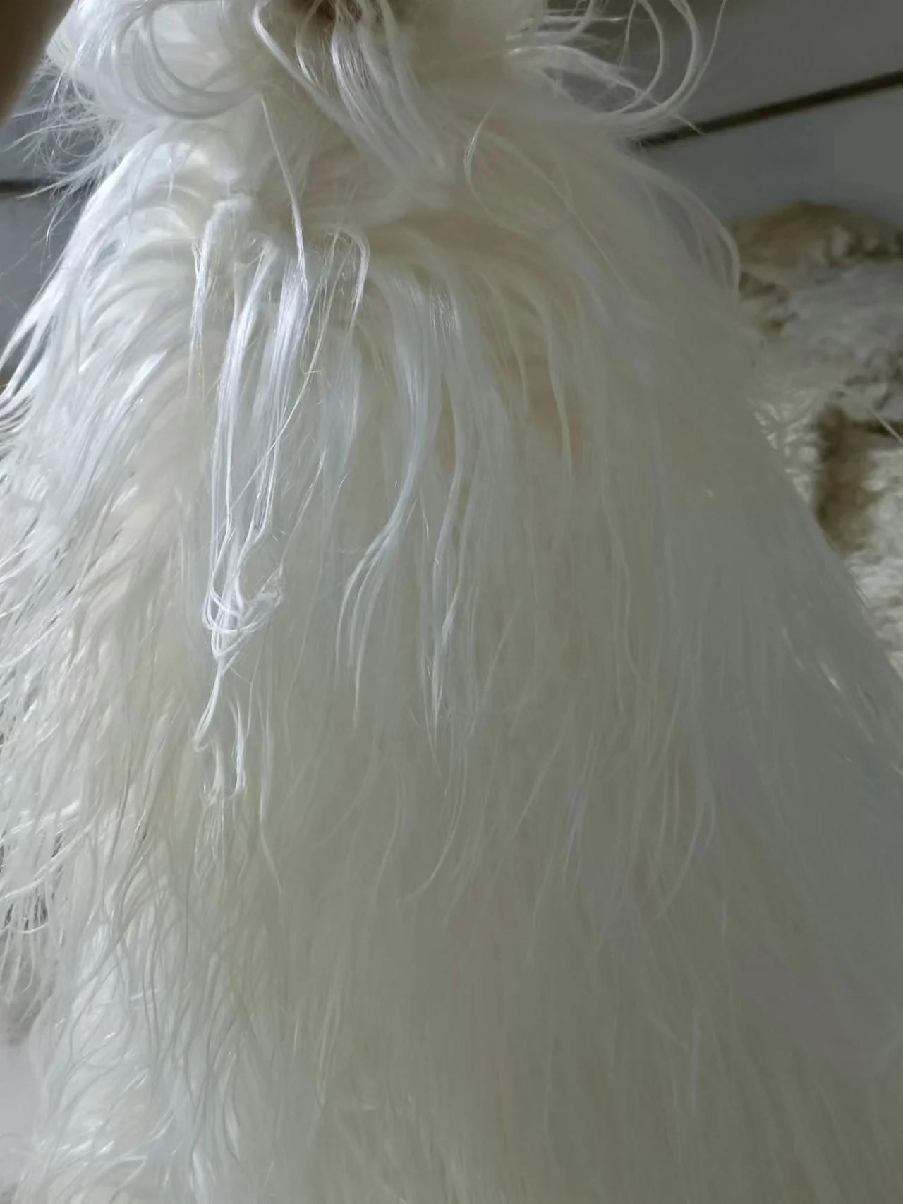 Wholesale High Quality Long Hair Goat Skin Rug Long Hair Lamb Fur Carpet Goatskin Fur Pelt For Furniture Garment Scarf Collar