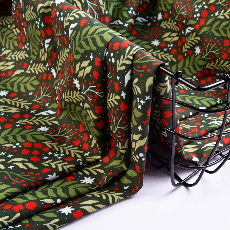 Custom Digital Christmas Print 100% Cotton Poplin Fabric Patchwork Christmas Fabrics For Skirts Sewing