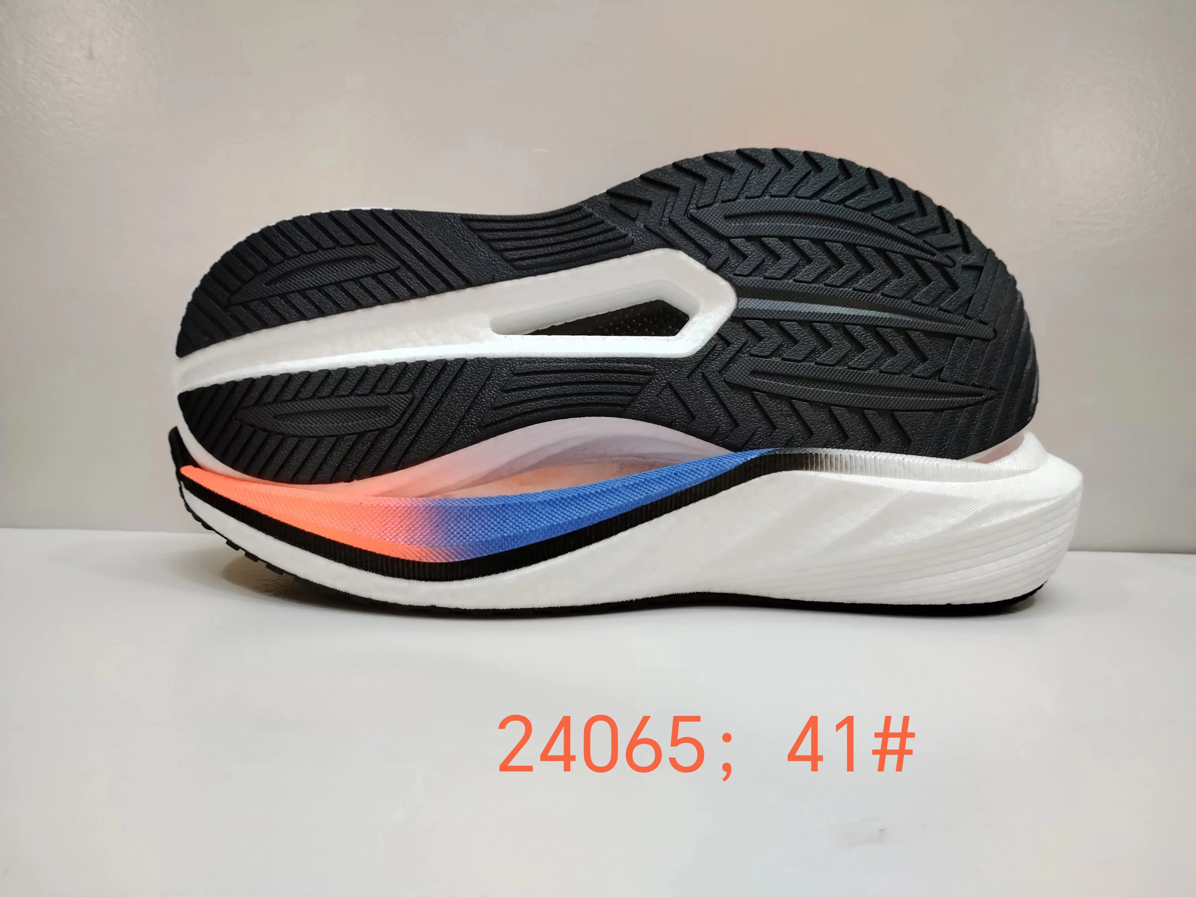 Custom light weight sneaker ETPU popcorn sole shoes making running outsole
