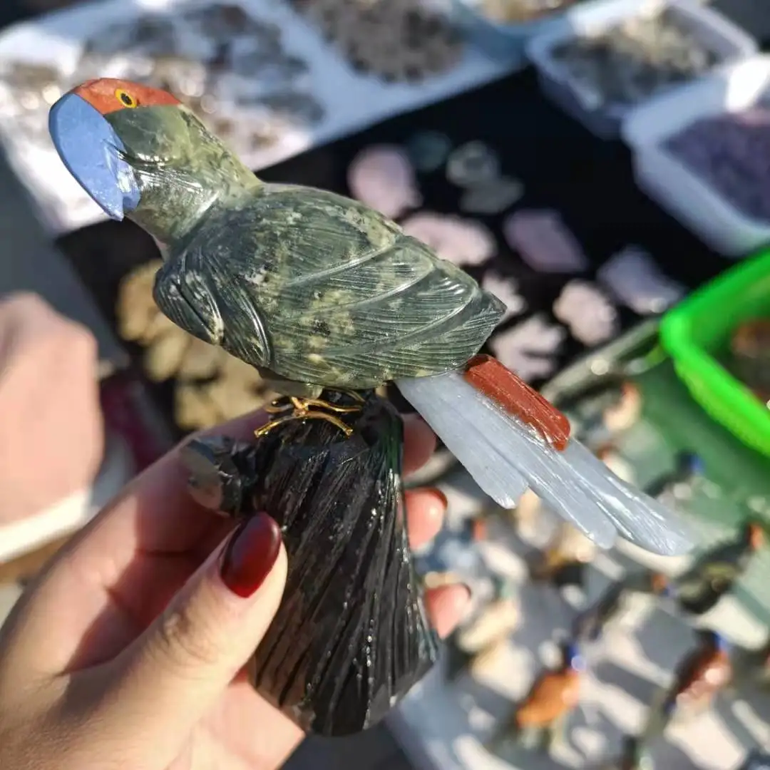 Хрустальный резьбовой камень для украшения