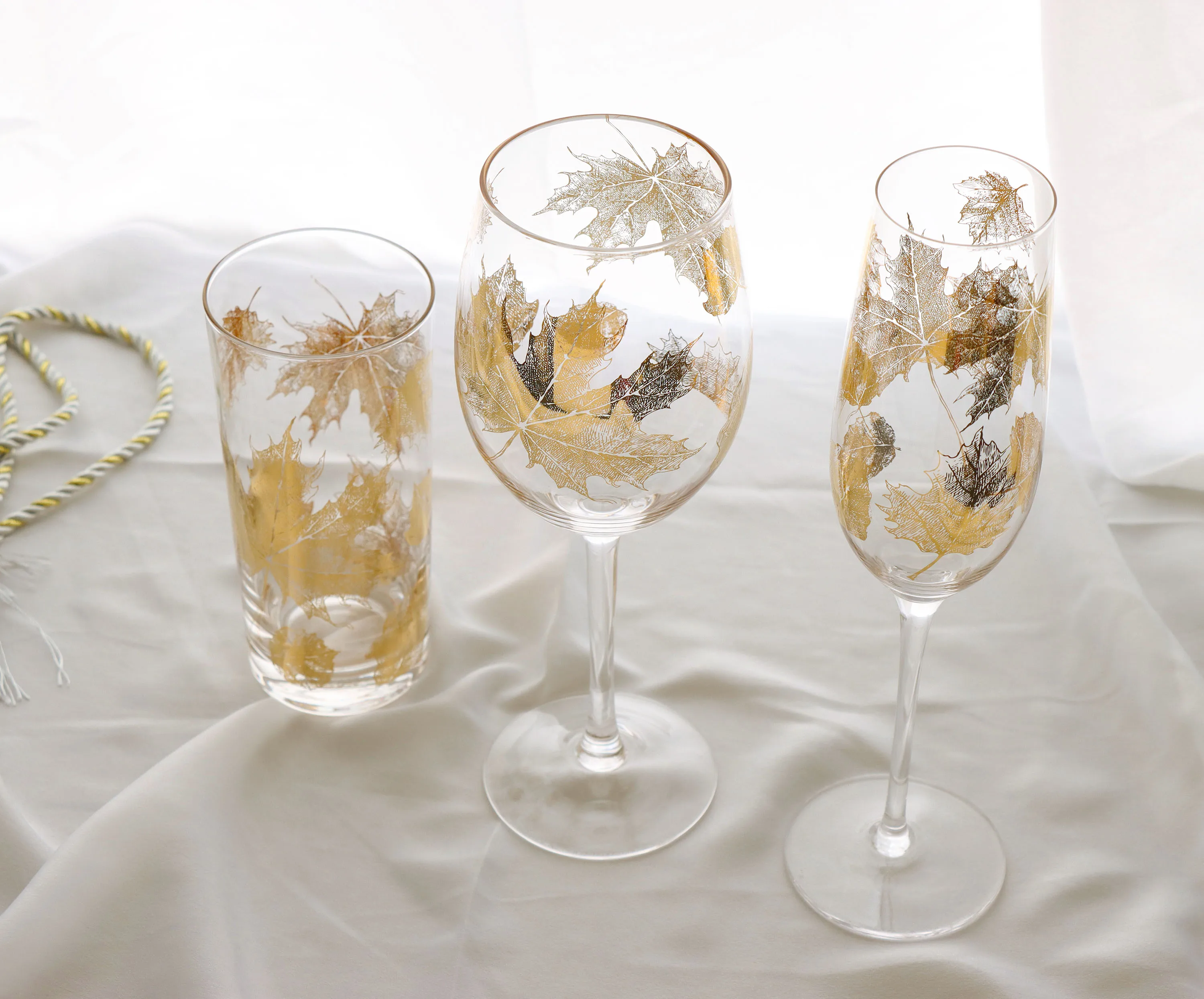 Hand Blown Gold Goblets Clear Wine Tasting red wine glass Wedding, Anniversary Custom LOGO wine glass