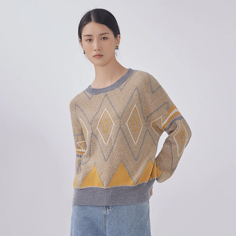 Autumn and winter new cashmere sweater women round neck jacquard striped sweater loose pullover sweater bottoming shirt