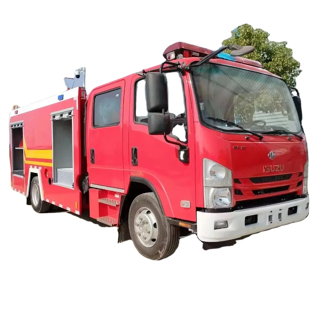 2024 индивидуализированная лесная пожарная машина для бездорожья оснащенная насосом-накопителем и усиленным противопожарным спасательным Оборудованием