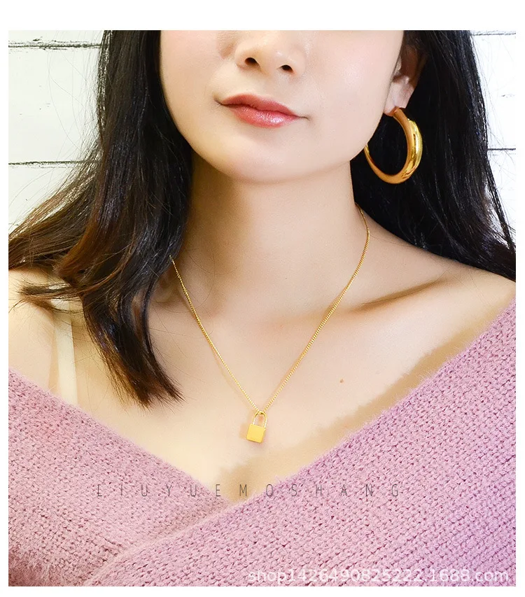 Hot Selling Women Accessories 18K Gold Plated Lock Pendant Stainless Steel