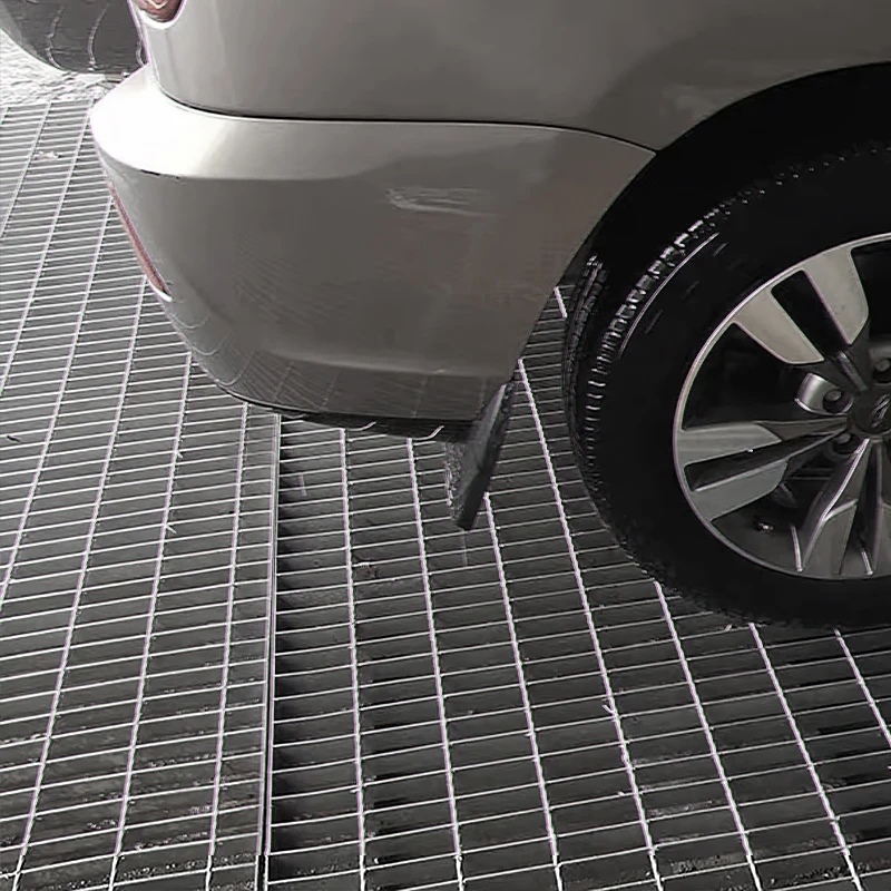 High Quality Customizable Galvanized Metal Grid Plate Steel Grating For Building Gutters Drains Floors