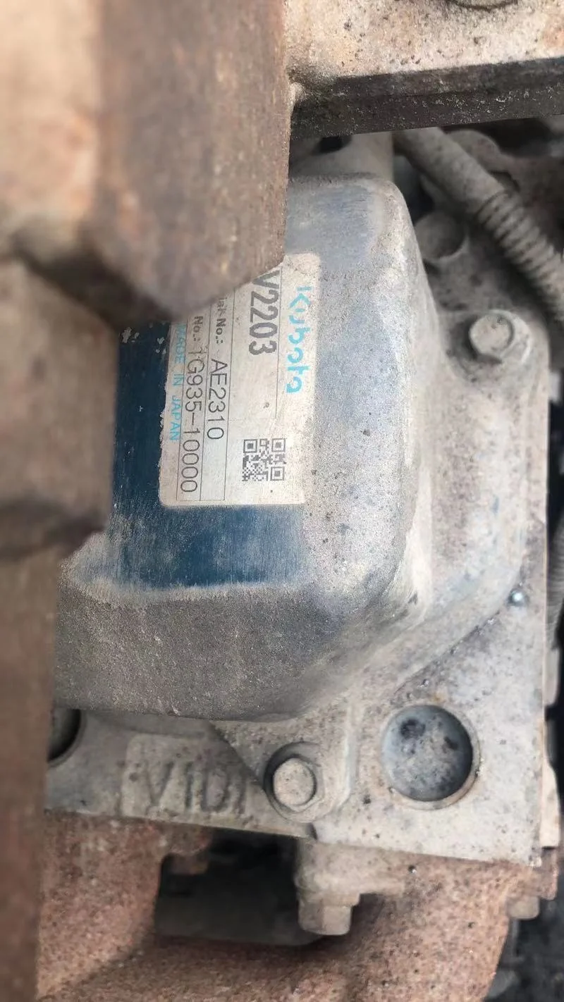 V2203 сделано в Японии двигатель KUBOTA