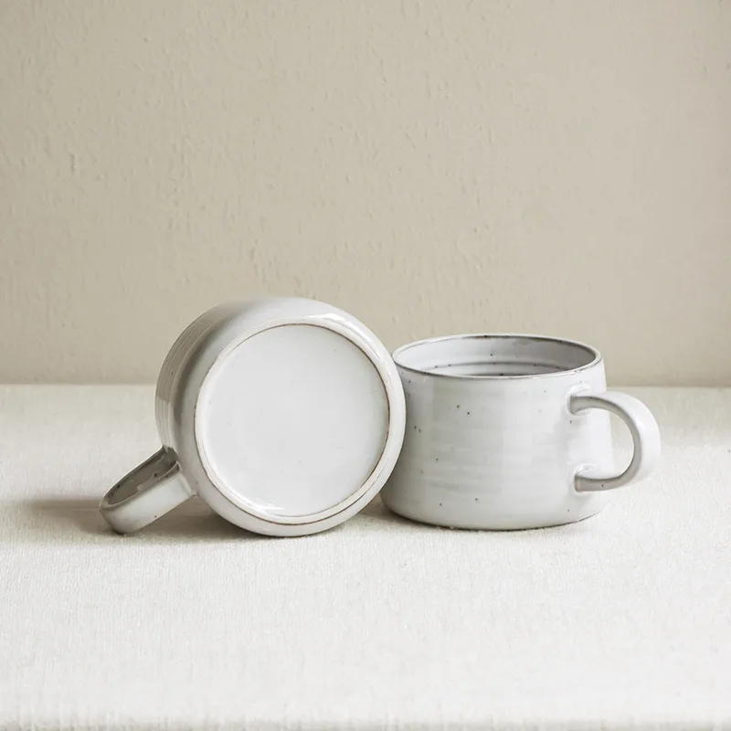 Пользовательские простой черный белый серый дизайн кофейная кружка 350 мл 14 унций Керамическая