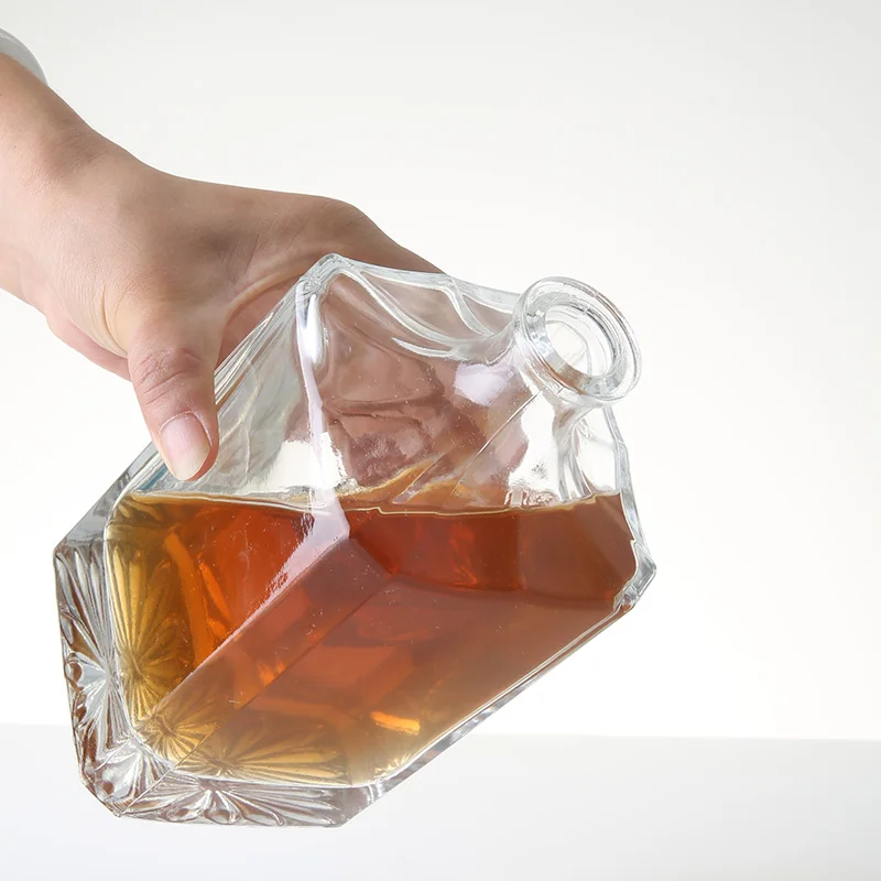 Low Price Super Flint glass bottle customize style with Tequila Liquor Rum Whisky bottle
