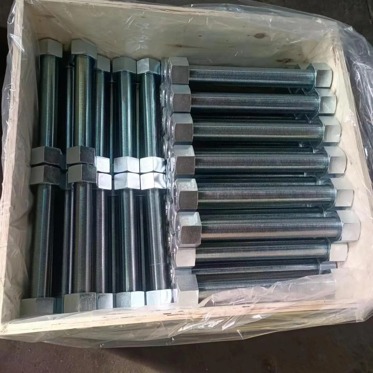 High Quality Manufacturer Alloy 2H 2HM Mutter A193 B7 B16 Stud Bolt Full Threaded