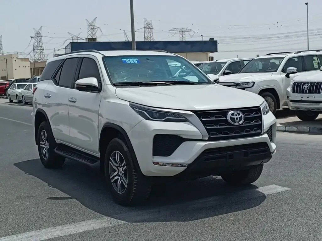 Affordable and Clean Used TOYOTA FORTUNER EXR 2.7L V4 PETROL 2022 MODEL YEAR WHITE Cars Well Maintained Ready to Go