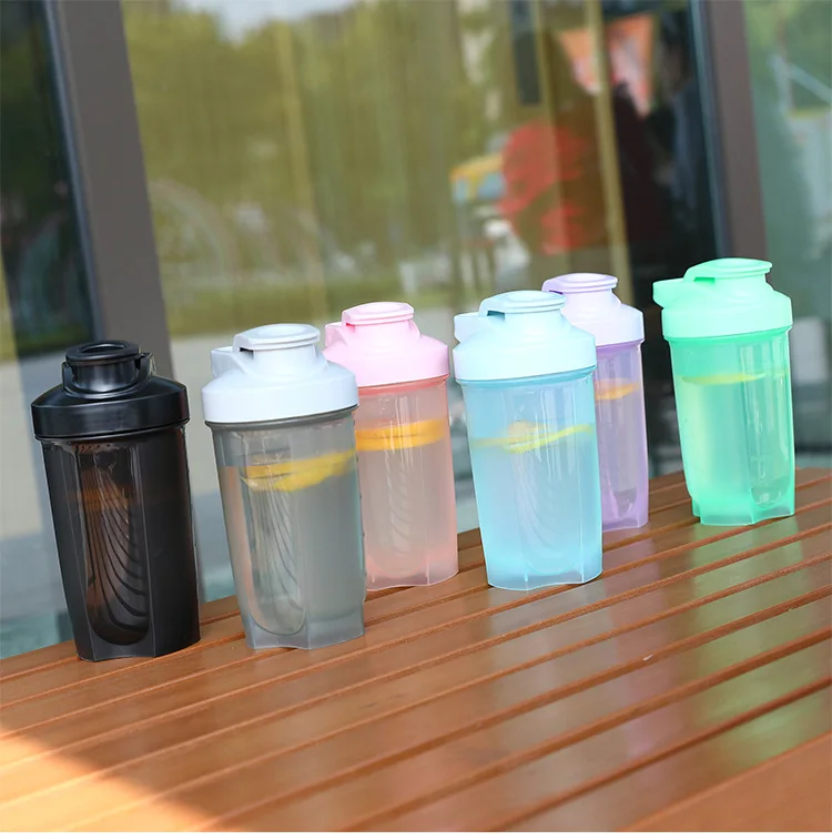 500ml 17OZ Gym Fitness Sports Workout Plastic Clear Mixer Shakes Water Bottle Protein Shaker Cups With Mixing Ball and Scale