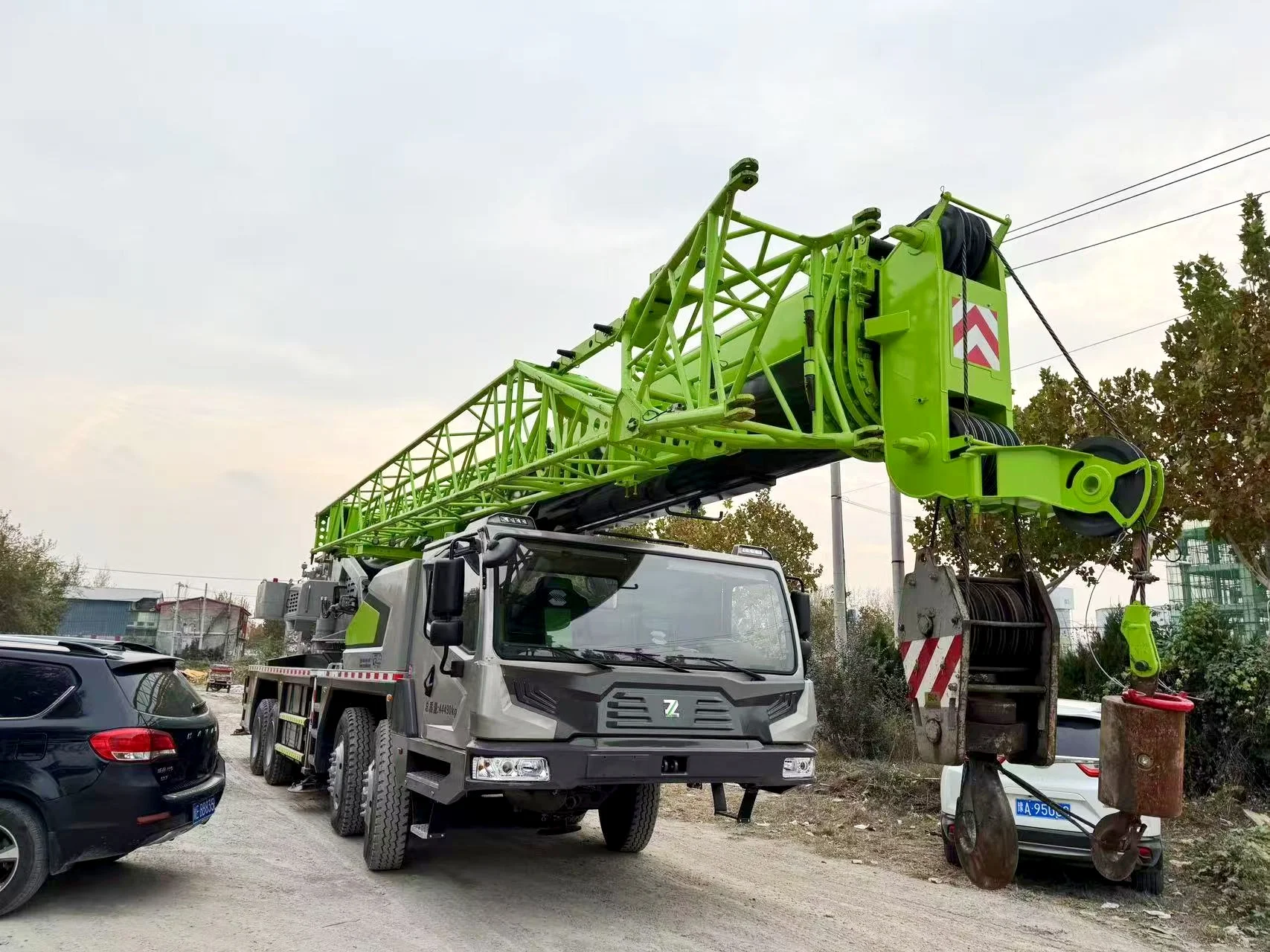ZOOMLION 55 тонн ZTC550H-1 30 ZTC300V532 70 ZTC700H6 гидравлический мобильный автокран