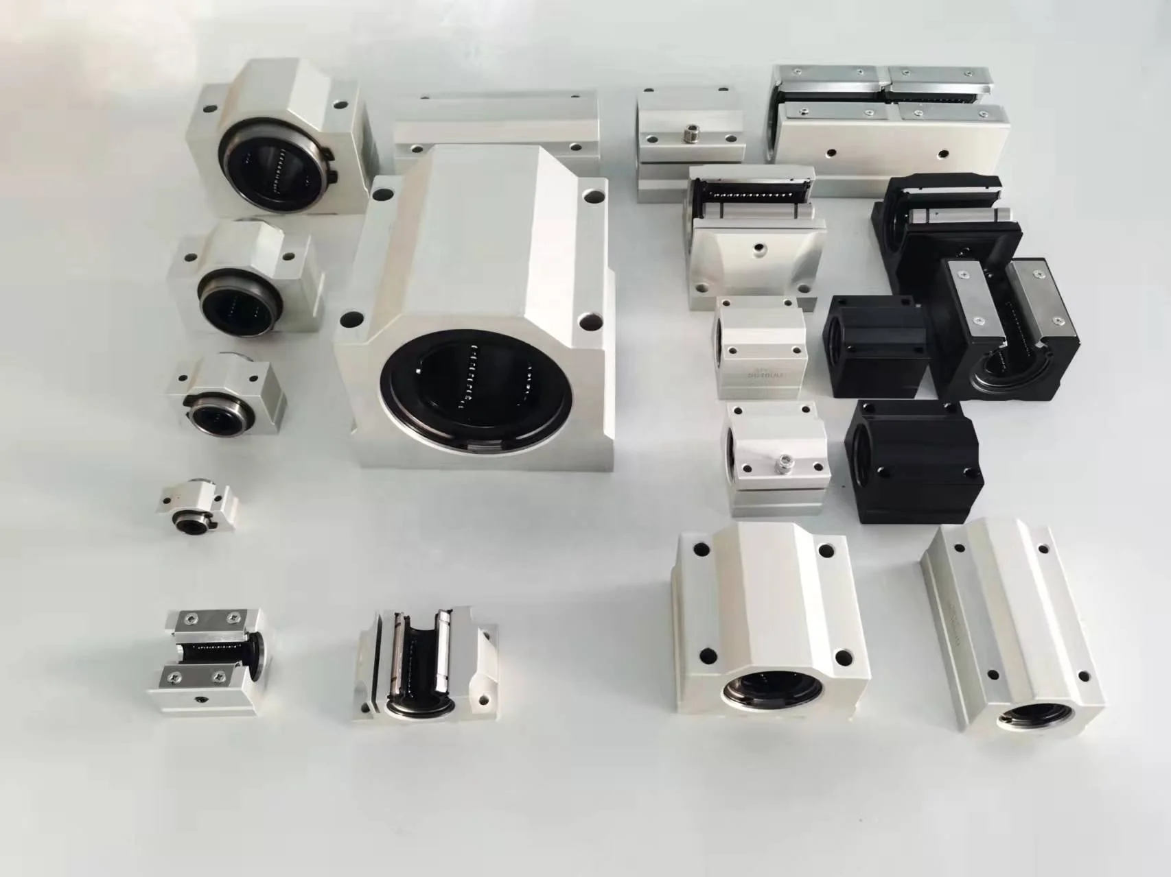 linear bearing slide rails Manufacturer OEM Service linear Guides SBR40 rail with SBR40UU Blocks
