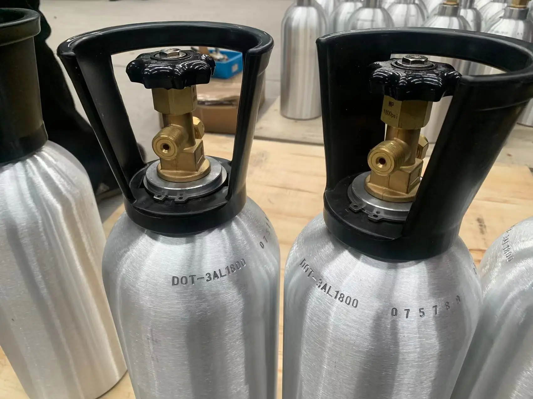Co2 10 Lb 15 Lb 20 Lb Canister Aluminium Cylinder Co2 Tank with Siphon High Pressure Gas Cylinder Medical Gas / Drink Beer 10LB