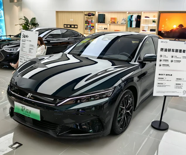 China BYD HAN EV Mid Size Hybrid Vehicle electric new car