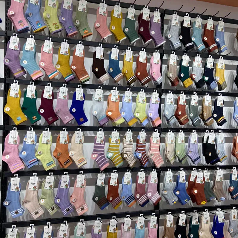 new style autumn combed cotton soft comfortable sweet absorbing men long crew socks