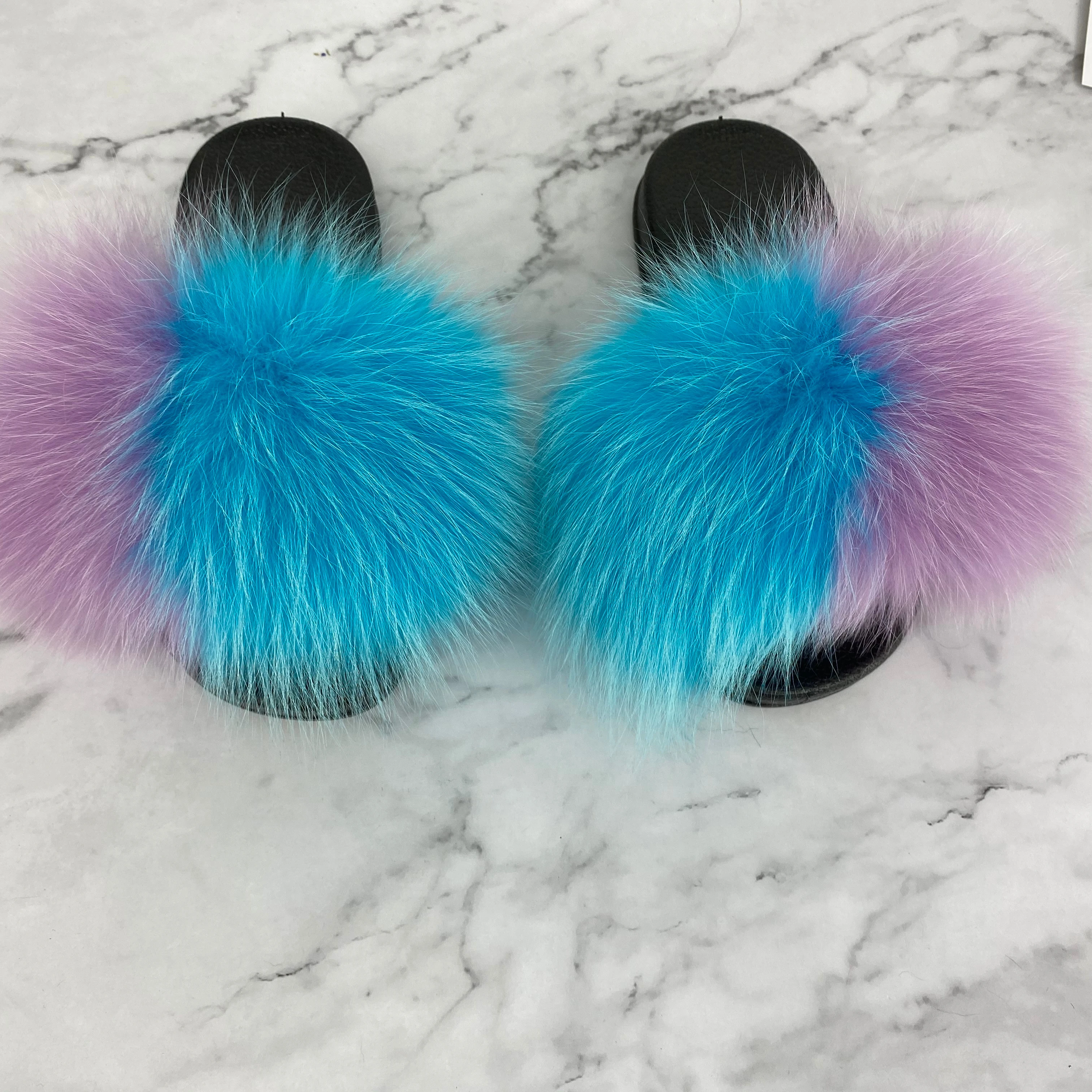 
2021 spring Newest women fox real fur slippers with custom logo of genuine big real fluffy fur 