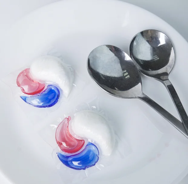 Sustainable 15g Dye-Free Dishwashing Tabs Dish Detergent Pods For Kitchen Tableware OEM Detergent Soluble Water Dishwasher Pods