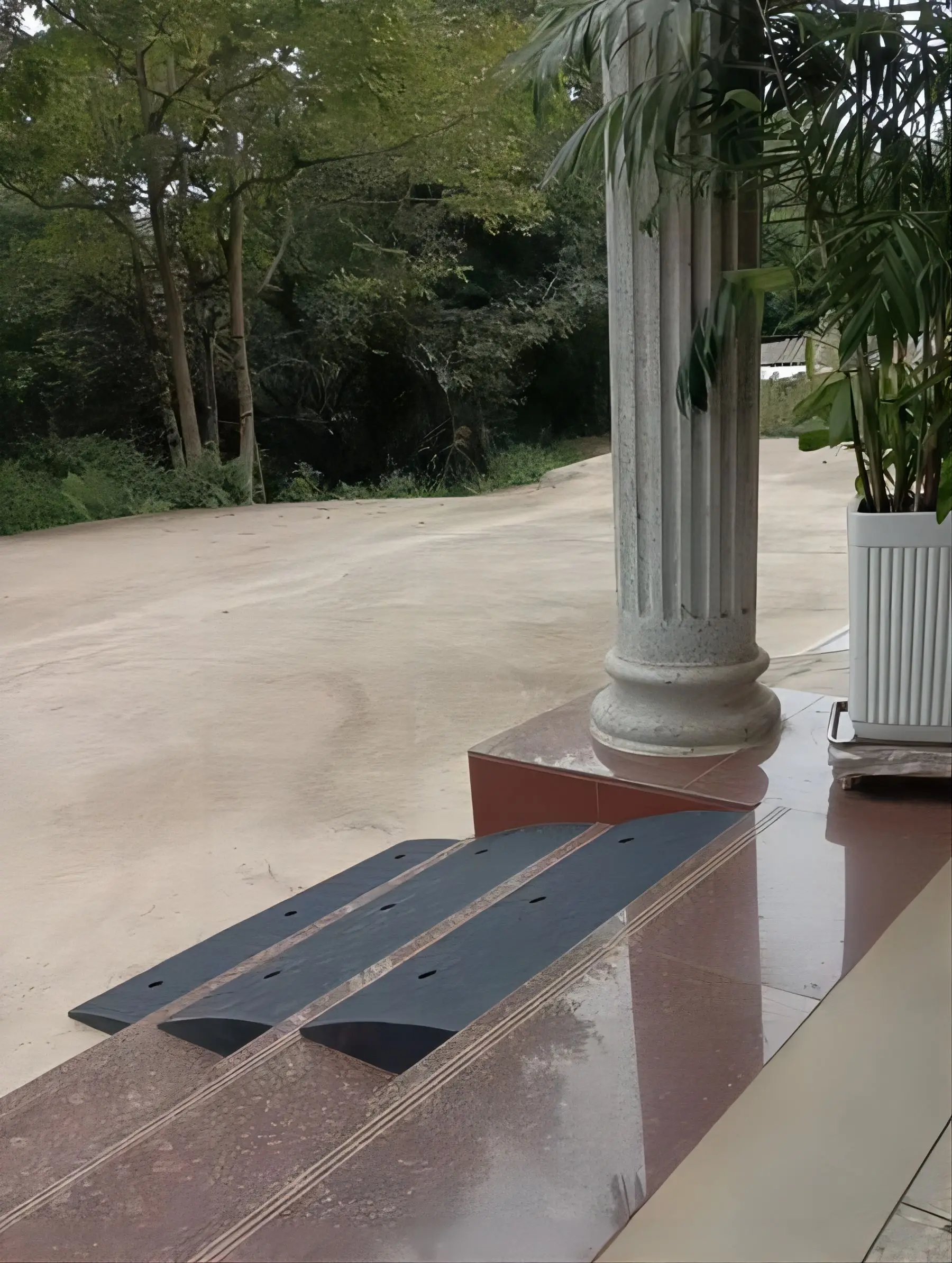 Driveway Car Safety Heavy Duty Street Portable Curb Ramp For Rolled Edge Curb