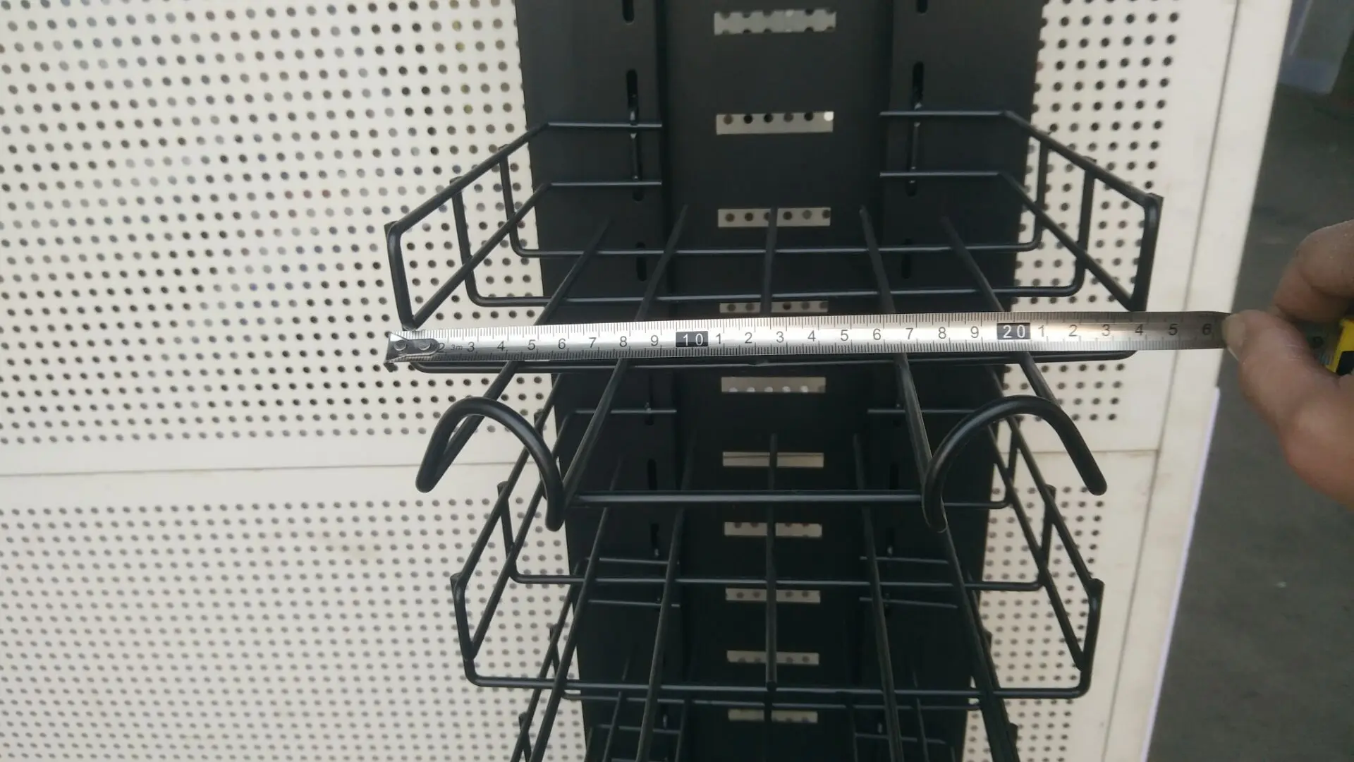 Custom pos floor wood baseball cap display rack,rotating product display,rotating hanging display stand