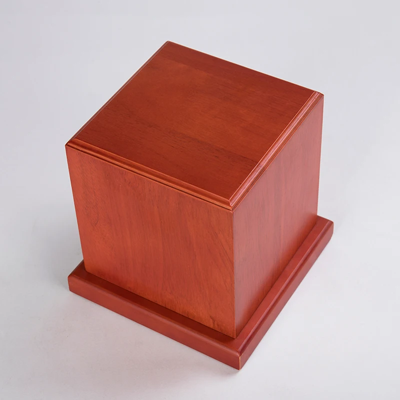 Деревянная погребальная урна ручной работы на заказ