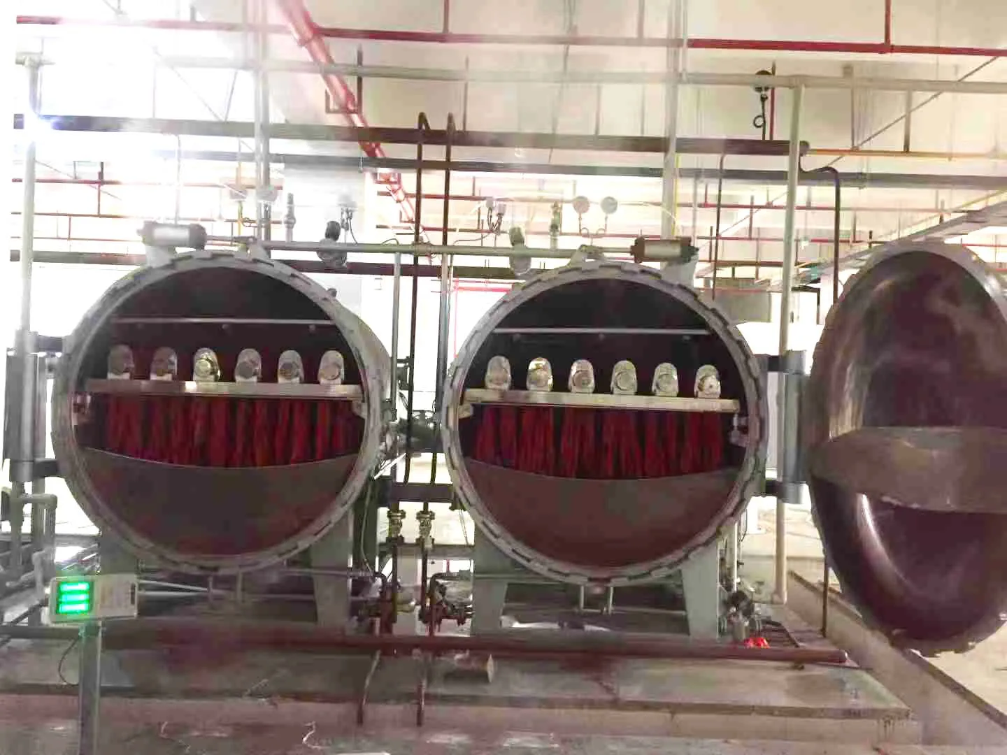Textile high temperature overflow dyeing machine