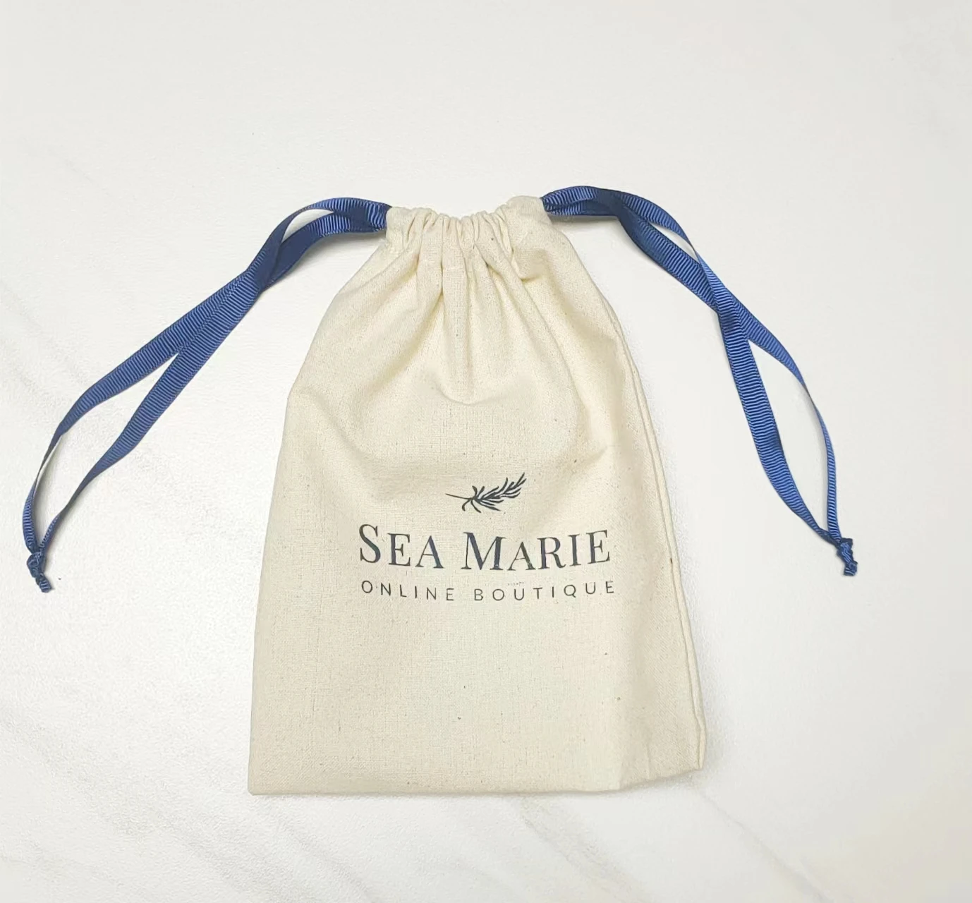 High Quality White Cotton Dust Bag For Skincare Products Custom Logo Drawstring Cosmetic Makeup Muslin Pouch