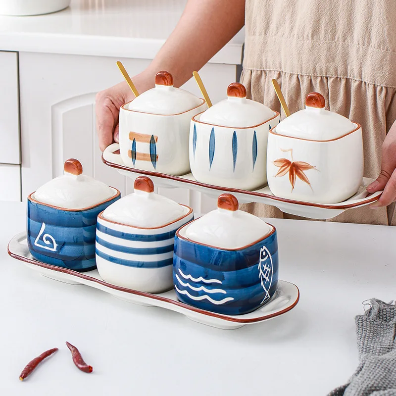 Hot Selling Japanese Style Luxury Ceramic Salt Sugar Seasoning Spice Jar With Ceramic Tray