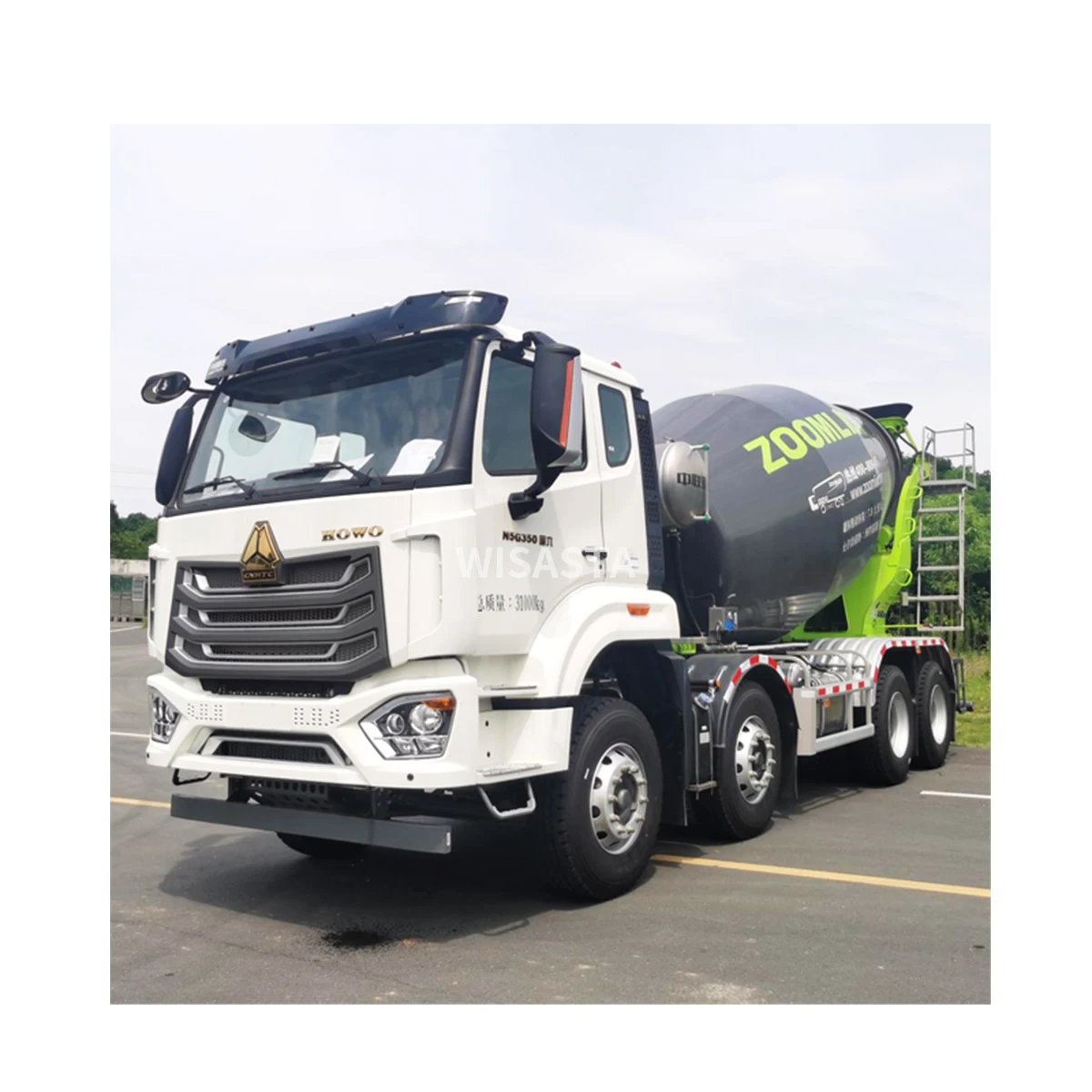 380hp Sinotruk NX China Construction Volumetric Mobile Cement Machinery 8x4 HOWO 12m3 ZOOMLION Concrete Mixer Truck for Sale
