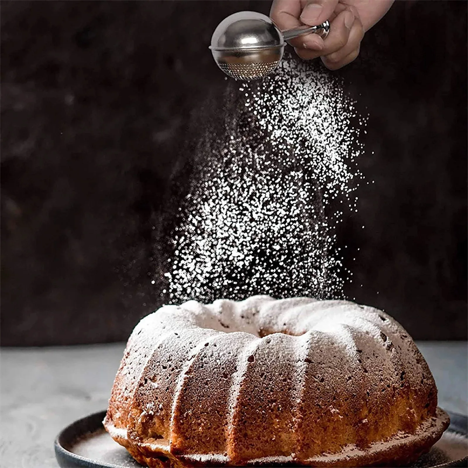 304 Stainless Steel Spring-operated Handle Powdered Sugar Shaker Duster Flour Dispenser Shaker for Sugar Flour and Spices