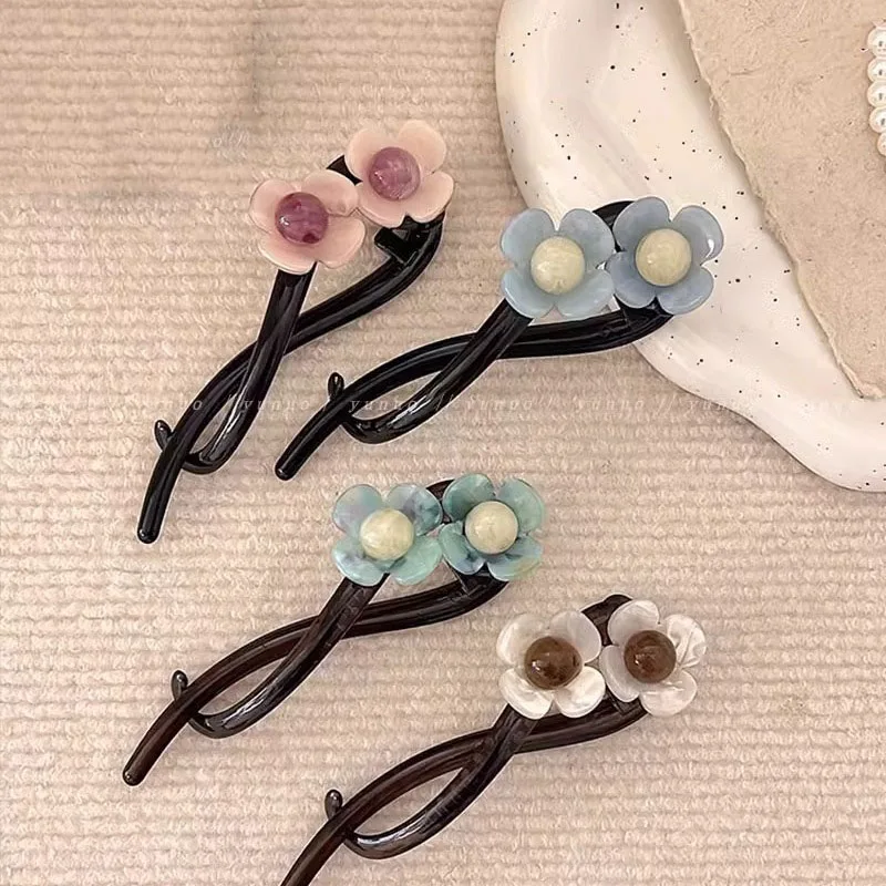 Elegant Women Flower Hair Claw Clip Hollow Banana Clip Hair Accessories Korea Twisted Clip